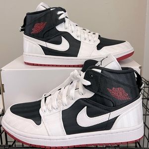 Air Jordan 1 Mid Utility size W9.5/M8